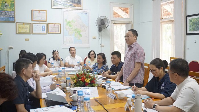 z6608643488229_8b1df8ebe7eca58d924acc75b1b0f5a2-Copy