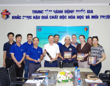 Trung tâm hành động quốc gia khắc phục hậu quả chất độc hóa học và môi trường (NACCET) tiếp đón đoàn chuyên gia DTRA-ODC tới thăm và làm việc