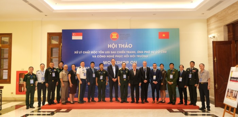 KHAI MẠC HỘI THẢO QUỐC TẾ VỀ "XỬ LÝ CHẤT ĐỘC TỒN LƯU SAU CHIẾN TRANH, ỨNG PHÓ SỰ CỐ CBR VÀ CÔNG NGHỆ PHỤC HỒI MÔI TRƯỜNG"